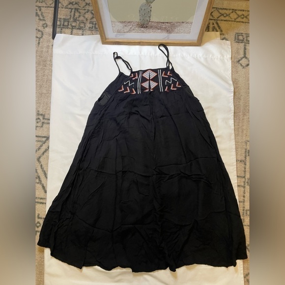 BB Dakota size medium black Aztec mini dress - Picture 4 of 13